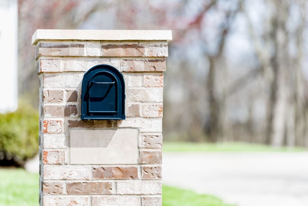 Brick Mailbox in White Brick